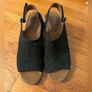 Rockport Briah Perforated Sling Wedge Sandal Size 8M